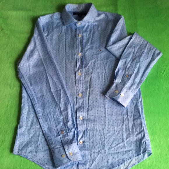 Tommy Hilfiger shirt - Picture 2 of 8